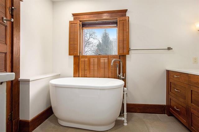 Builiding view twenty seven for 1224 Olivia, Ann Arbor, MI. 48104