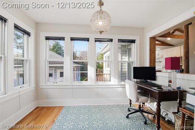 Builiding view fifteen for 923 N Center, Royal Oak, MI. 48067