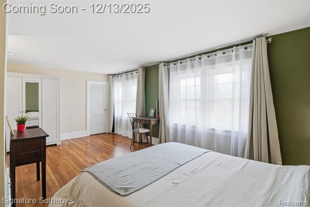 Builiding view nineteen for 923 N Center, Royal Oak, MI. 48067