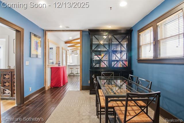 Builiding view six for 923 N Center, Royal Oak, MI. 48067