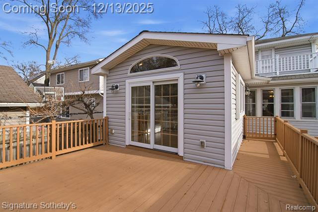 Builiding view twenty four for 923 N Center, Royal Oak, MI. 48067