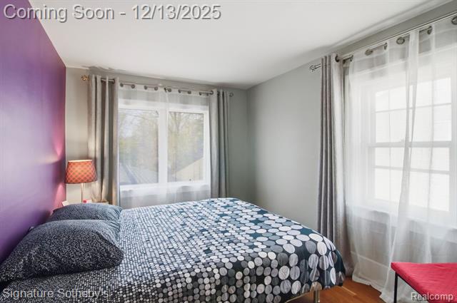 Builiding view twenty for 923 N Center, Royal Oak, MI. 48067