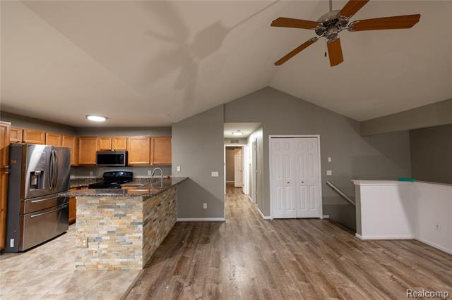 Builiding view five for 16066 Morningside, Northville, MI. 48168