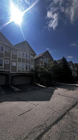 Builiding view fifty one for 217 Old Creek, Saline, MI. 48176