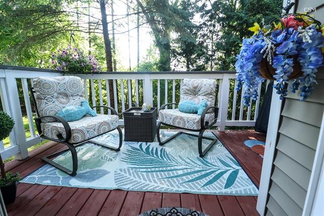 Builiding view five for 217 Old Creek, Saline, MI. 48176