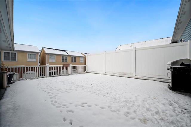 Builiding view forty five for 370 Roosevelt, Canton, MI. 48188