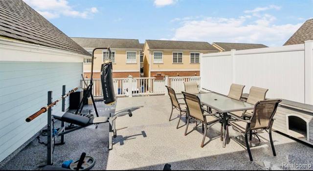 Builiding view forty seven for 370 Roosevelt, Canton, MI. 48188