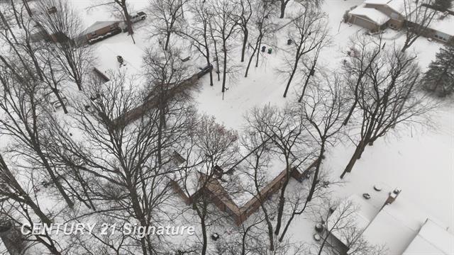 Builiding view ten for 2765 Clairmount, Saginaw, MI. 48603