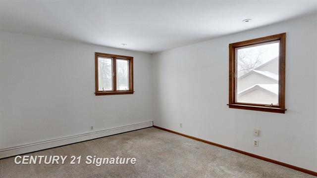 Builiding view thirty five for 2765 Clairmount, Saginaw, MI. 48603