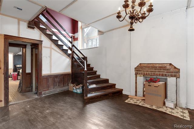 Builiding view one for 70 Lawrence, Detroit, MI. 48202