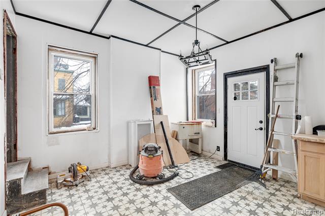 Builiding view six for 70 Lawrence, Detroit, MI. 48202