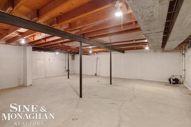 Builiding view eighteen for 22727 Shoreview Ct., Saint Clair Shores, MI. 48082