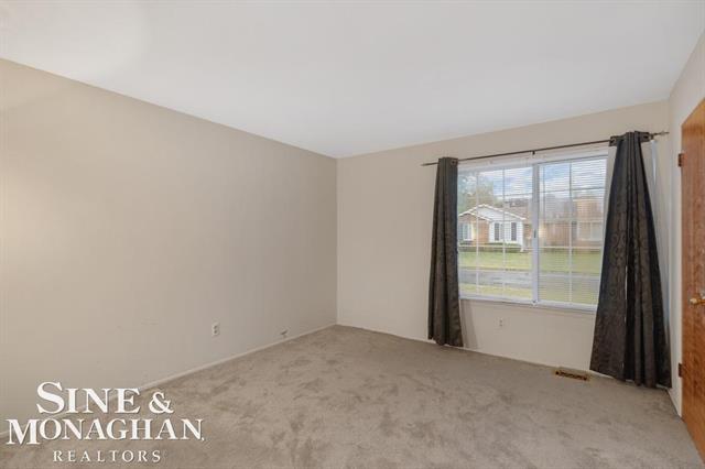 Builiding view twelve for 22727 Shoreview Ct., Saint Clair Shores, MI. 48082