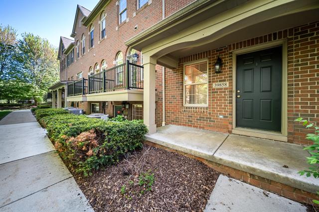 front view for 39858 Rockcrest Circle, Northville, Mi. 48168