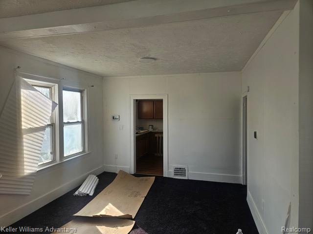 Builiding view one for 5573 Montclair, Detroit, MI. 48213