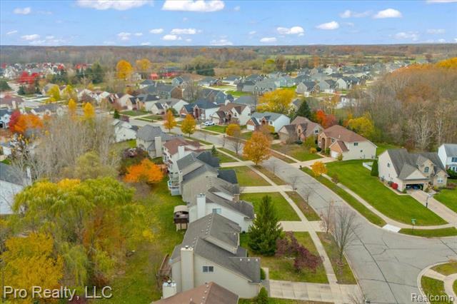 Builiding view eight for 5967 Cedar Ridge, Ann Arbor, MI. 48103