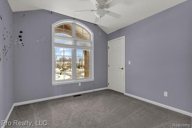 Builiding view forty for 5967 Cedar Ridge, Ann Arbor, MI. 48103