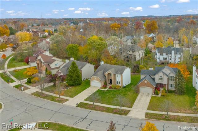 Builiding view six for 5967 Cedar Ridge, Ann Arbor, MI. 48103