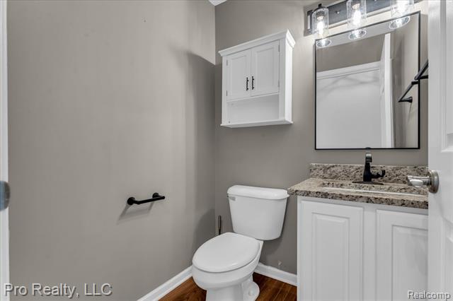 Builiding view twenty four for 5967 Cedar Ridge, Ann Arbor, MI. 48103