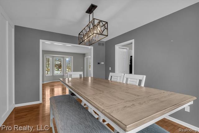 Builiding view twenty two for 5967 Cedar Ridge, Ann Arbor, MI. 48103