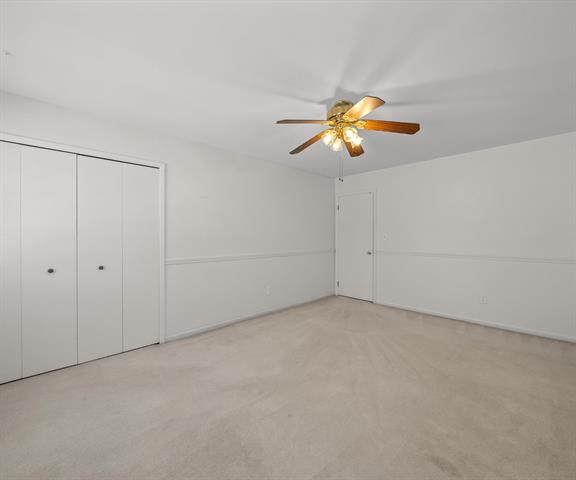 Builiding view seventeen for 61119 Heritage, South Lyon, MI. 48178