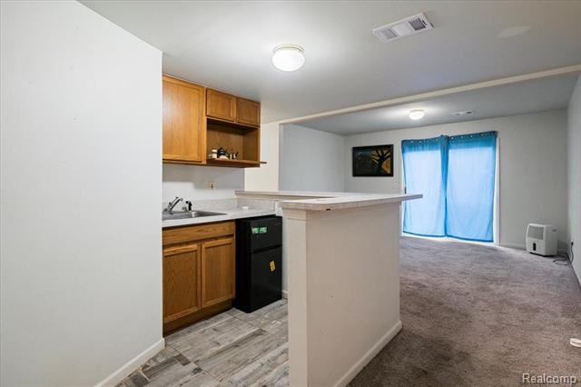 Builiding view seven for 9542 Overlook, Grand Blanc, MI. 48439