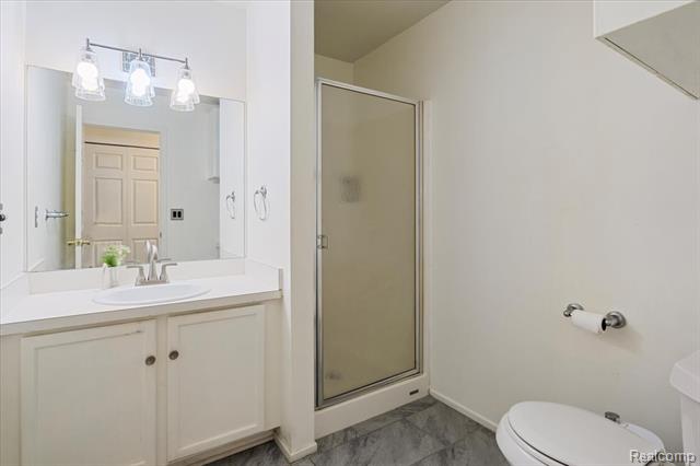 Builiding view sixteen for 9542 Overlook, Grand Blanc, MI. 48439