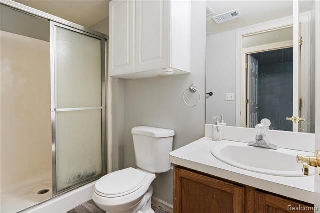 Builiding view ten for 9542 Overlook, Grand Blanc, MI. 48439