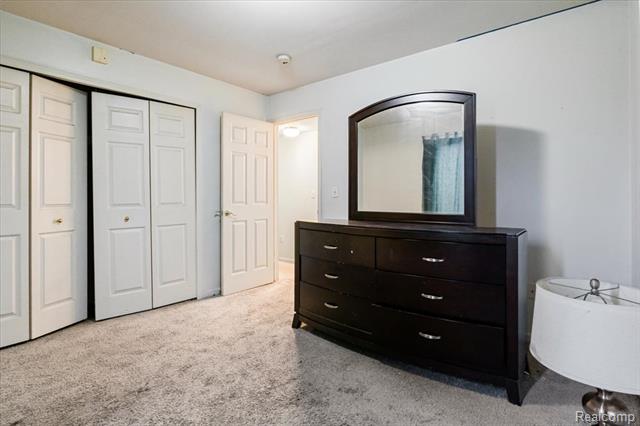 Builiding view twenty for 9542 Overlook, Grand Blanc, MI. 48439