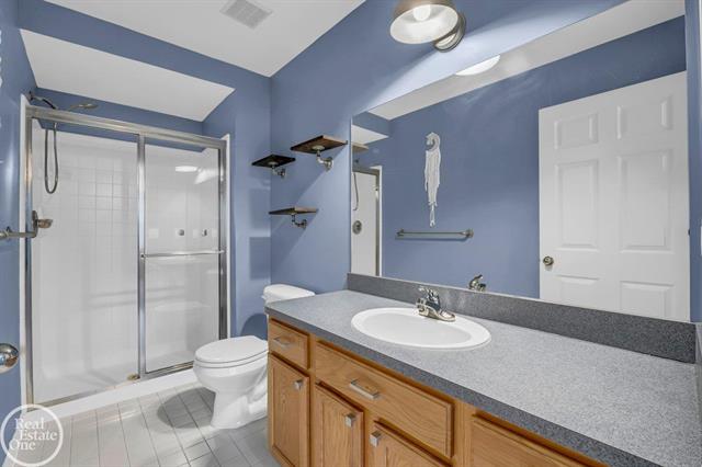 Builiding view fourteen for 29212 Philadelphia, New Baltimore, MI. 48051