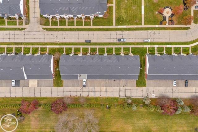 Builiding view twenty eight for 29212 Philadelphia, New Baltimore, MI. 48051