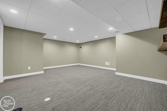 Builiding view twenty three for 29212 Philadelphia, New Baltimore, MI. 48051