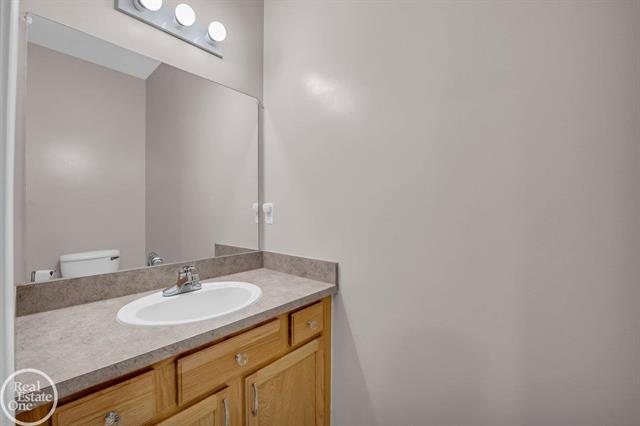 Builiding view twenty for 29212 Philadelphia, New Baltimore, MI. 48051