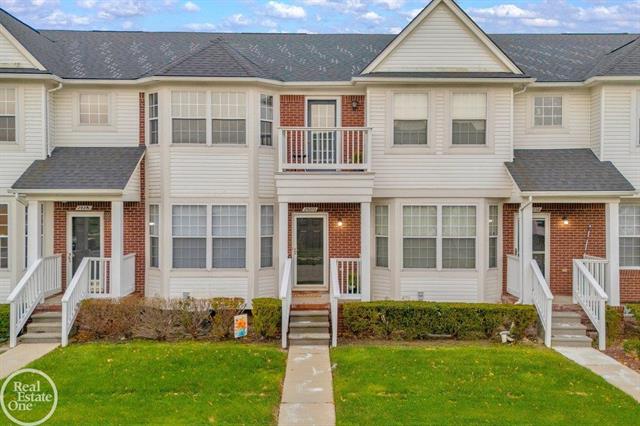 Builiding view two for 29212 Philadelphia, New Baltimore, MI. 48051