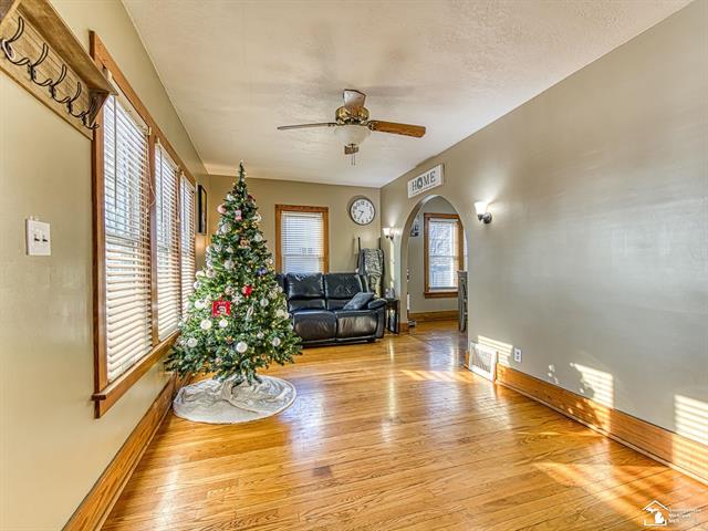 Builiding view thirteen for 928 Wolverine, Monroe, MI. 48161