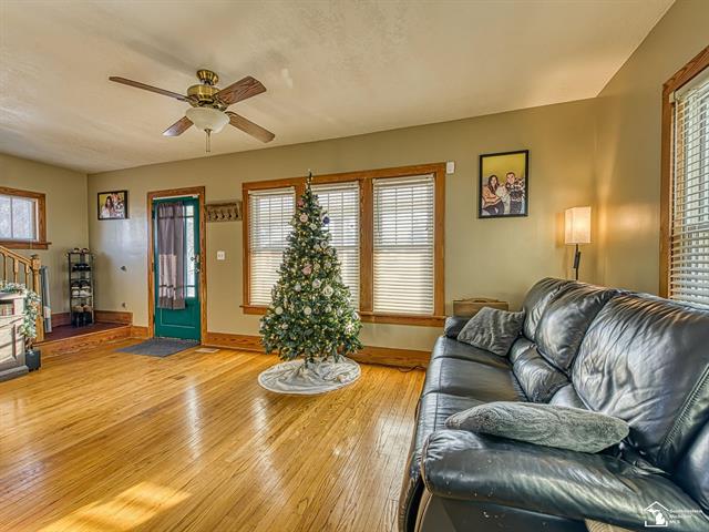 Builiding view twelve for 928 Wolverine, Monroe, MI. 48161