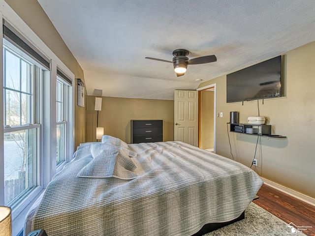 Builiding view twenty one for 928 Wolverine, Monroe, MI. 48161