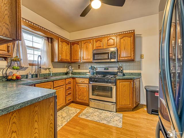 Builiding view two for 928 Wolverine, Monroe, MI. 48161