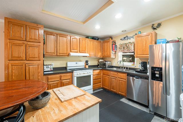 Builiding view nine for 1756 Skyview Drv, Brighton, MI. 48114