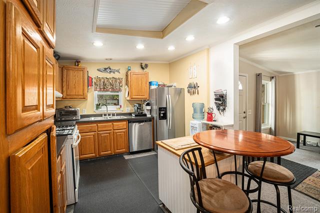 Builiding view seven for 1756 Skyview Drv, Brighton, MI. 48114