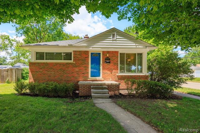 front view for 2879 Royal Ave, Berkley, Mi. 48072