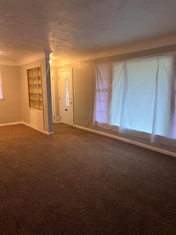 Builiding view one for 2910 Shawnee, Flint, MI. 48507