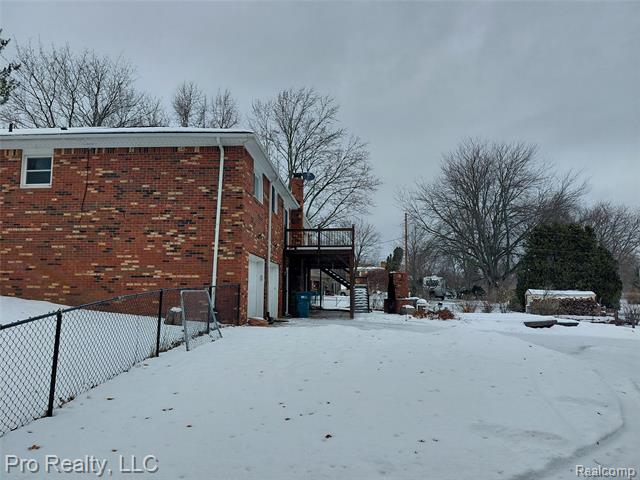 Builiding view six for 8445 Crestshire Dr, Ypsilanti, MI. 48197