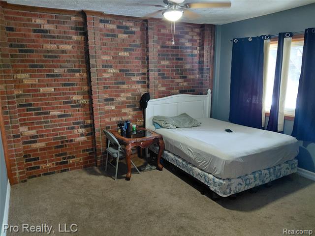 Builiding view thirty one for 8445 Crestshire Dr, Ypsilanti, MI. 48197