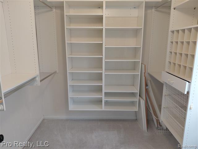 Builiding view twenty six for 8445 Crestshire Dr, Ypsilanti, MI. 48197