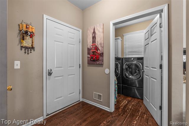 Builiding view eleven for 44258 Constellation, Sterling Heights, MI. 48314