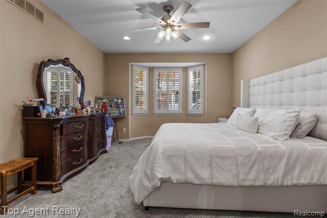 Builiding view fifteen for 44258 Constellation, Sterling Heights, MI. 48314