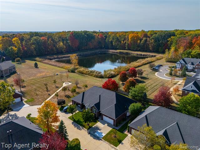 Builiding view forty four for 44258 Constellation, Sterling Heights, MI. 48314