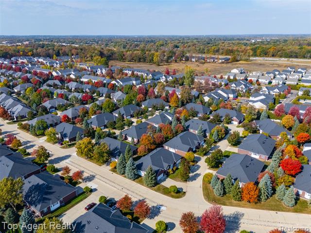 Builiding view forty for 44258 Constellation, Sterling Heights, MI. 48314