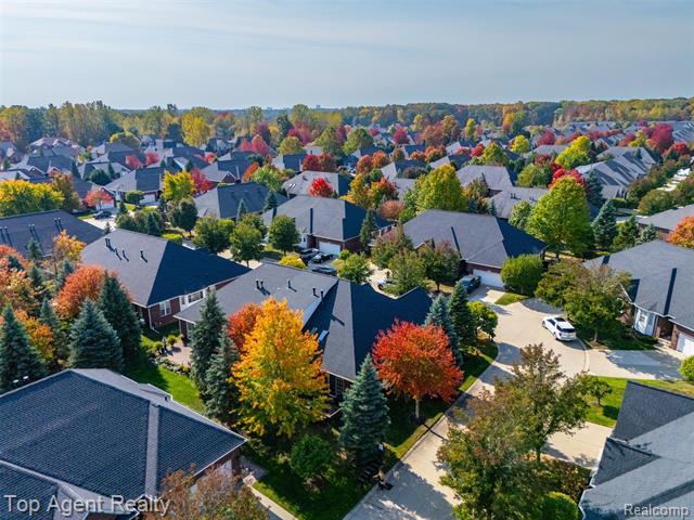 Builiding view thirty two for 44258 Constellation, Sterling Heights, MI. 48314